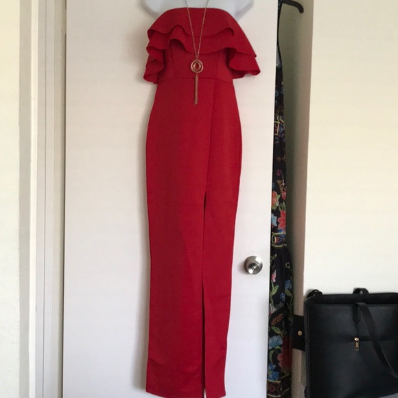 Boohoo Dresses & Skirts - Beautiful Red Maxi